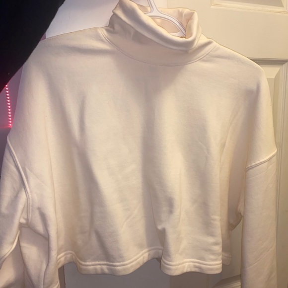 Long Sleeve Turtle Neck! - Picture 1 of 1
